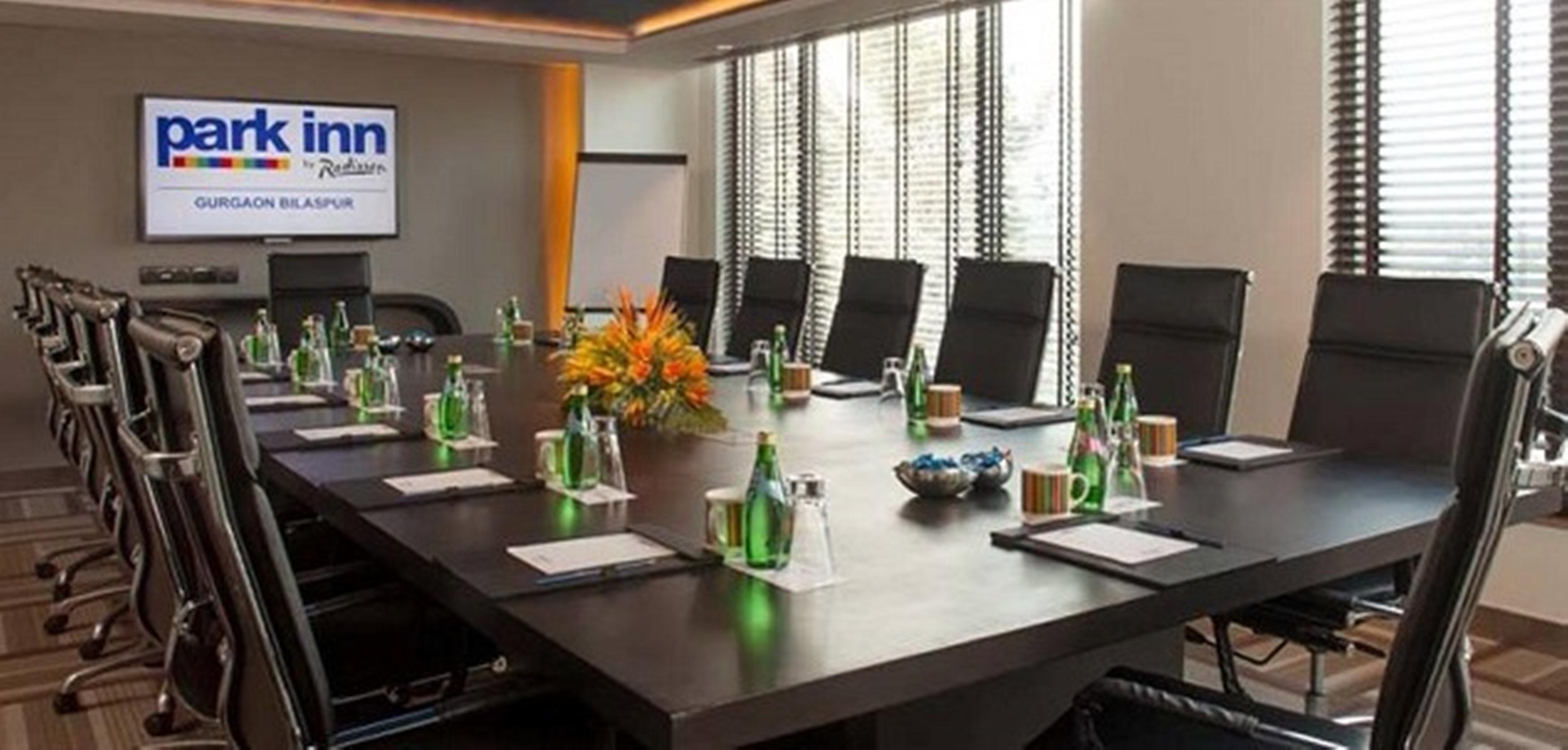 Park Inn By Radisson Gurgaon Bilaspur Manesar Εξωτερικό φωτογραφία