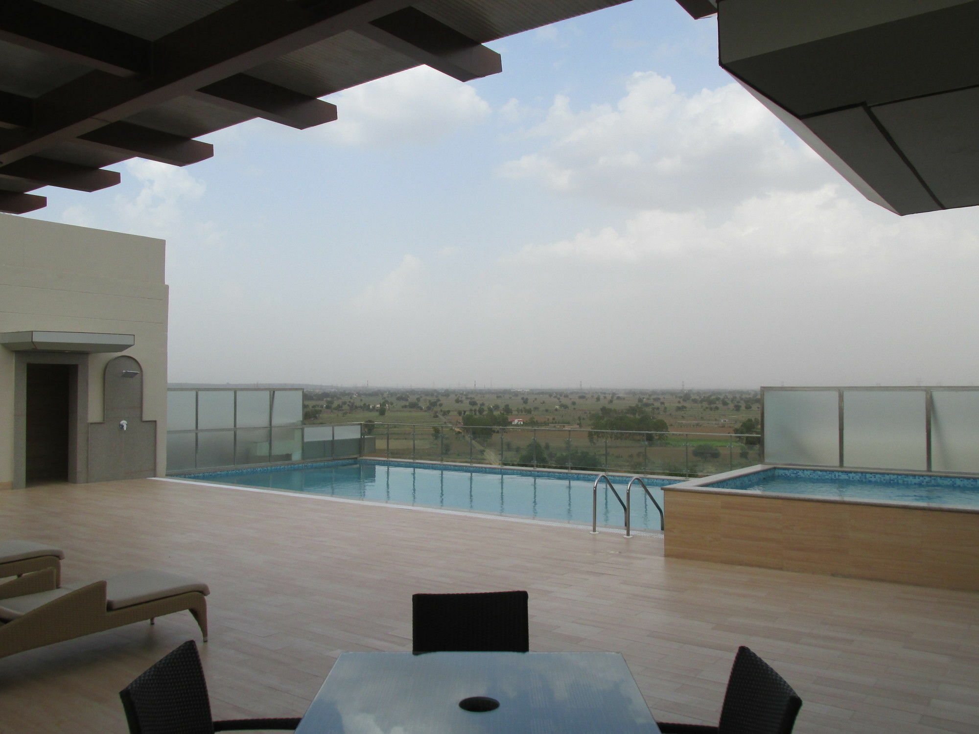 Park Inn By Radisson Gurgaon Bilaspur Manesar Εξωτερικό φωτογραφία